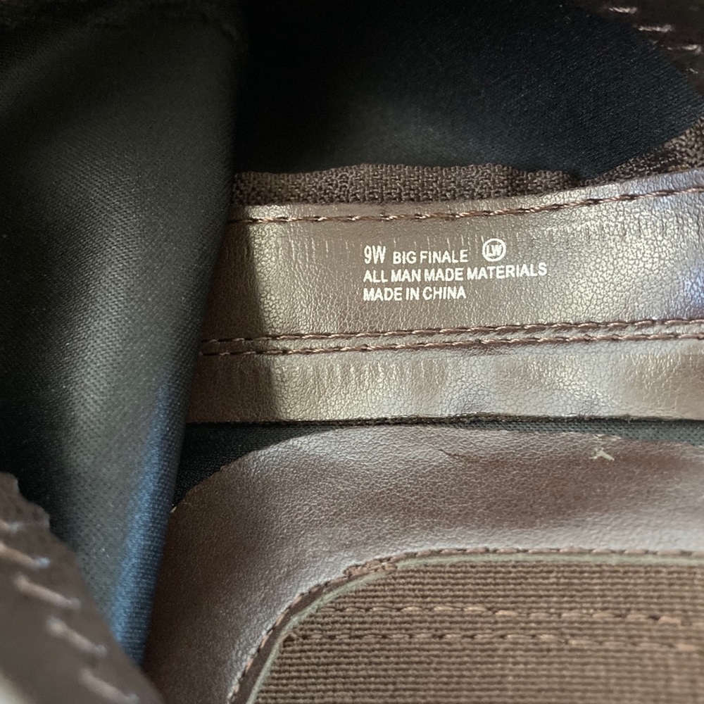 A2 tall dark brown boots - Picture 4 of 12